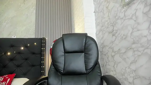 alicy  torres online show from 12-18-25, 09:26