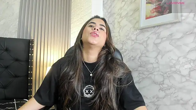 Snapshot of alicy__torres chatting on 02-02-26, 12:26 alicy torres online show from 02-02-26, 12:26