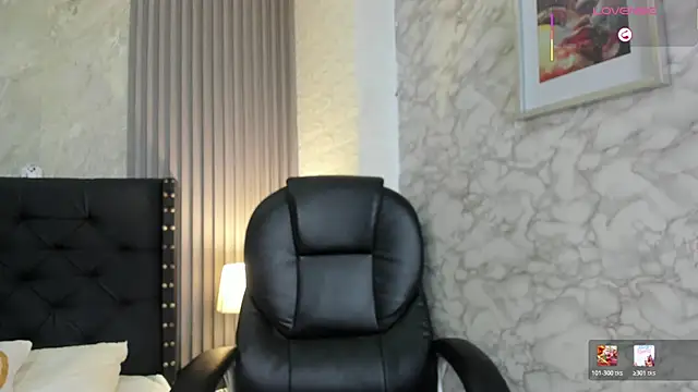 Snapshot of alicy__torres chatting on 02-14-26, 12:13 alicy torres online show from 02-14-26, 12:13