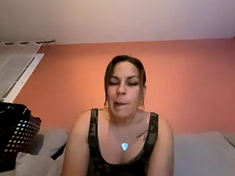 minettedusud online show from 11-30-25, 10:03