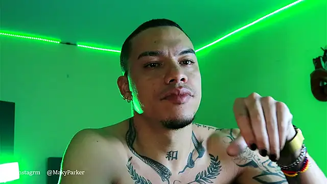 AlphaMasterXxx online show from 11-22-25, 08:52