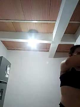 Snapshot of Sensual_Anyelie chatting on 11-13-25, 06:29 Sensual Anyelie online show from 11-13-25, 06:29