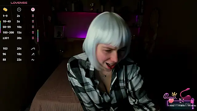 EvaCrosby online show from 03-12-26, 03:45