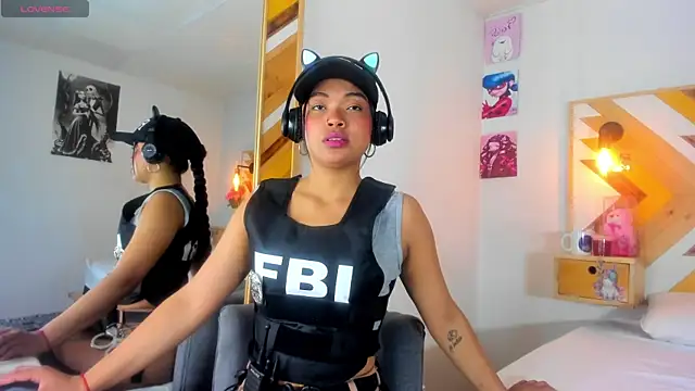 Snapshot of SoleneFontaine chatting on 10-29-25, 12:40 SoleneFontaine online show from 10-29-25, 12:40