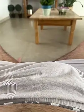 Novinho16cmz online show from 10-24-25, 04:14