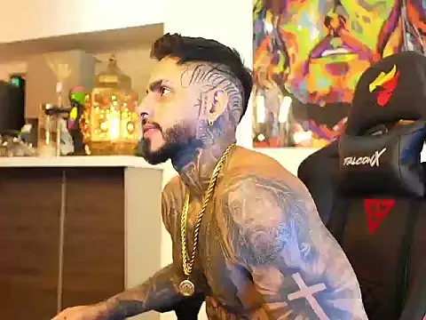 logan hugh8 online show from 10-02-25, 01:29