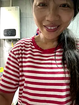 coco-o online show from 10-08-25, 08:56