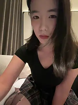 Snapshot of luluya1314 chatting on 06-05-26, 09:48 luluya1314 online show from 06-05-26, 09:48