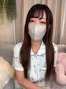 Snapshot of emiiiii1001 chatting on 11-01-25, 02:46 emiiiii1001 online show from 11-01-25, 02:46