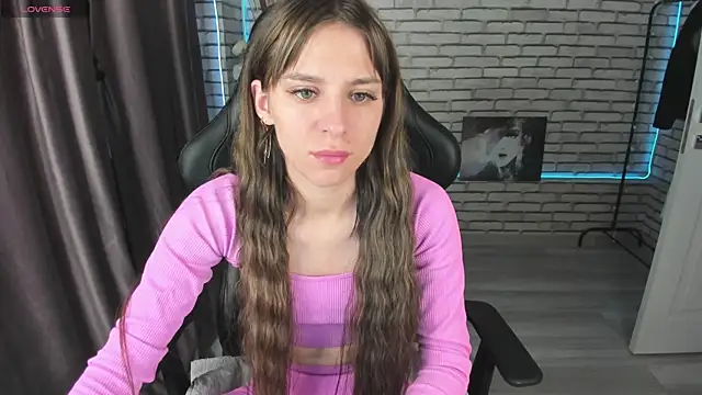 lasly moon online show from 10-12-25, 12:09