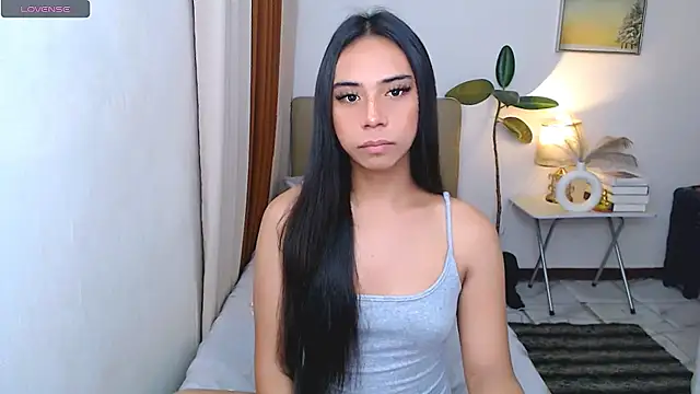 Snapshot of scarlet_smith7 chatting on 07-11-26, 02:14 scarlet smith7 online show from 07-11-26, 02:14
