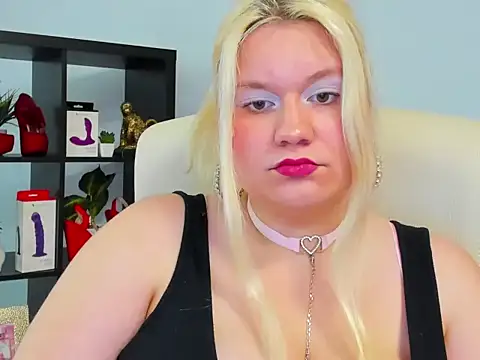 Snapshot of samantha_darling chatting on 05-27-26, 12:57 samantha darling online show from 05-27-26, 12:57