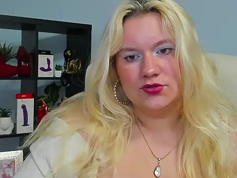 Snapshot of samantha_darling chatting on 06-03-26, 11:13 samantha darling online show from 06-03-26, 11:13