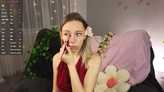 NyxaThorn online show from 01-13-26, 03:06