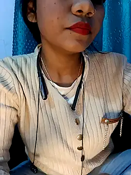 Snapshot of Horny_Ishika chatting on 11-12-25, 12:38 Horny Ishika online show from 11-12-25, 12:38