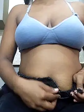Snapshot of Laxmi_89 chatting on 05-03-26, 04:29 Laxmi 89 online show from 05-03-26, 04:29