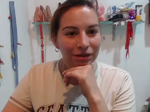 cloequeen15 online show from 09-08-25, 06:51