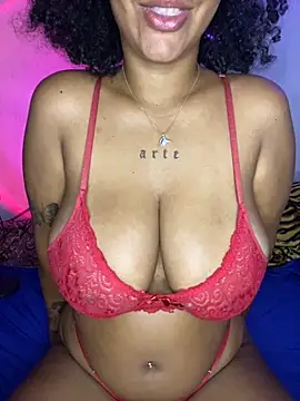 Snapshot of afrodeusa chatting on 09-24-25, 11:35 afrodeusa online show from 09-24-25, 11:35