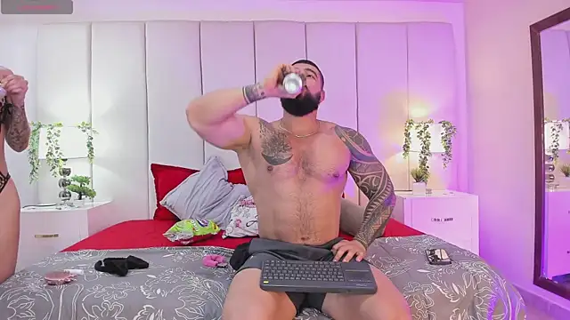 college muscle ass1 online show from 10-22-25, 12:22