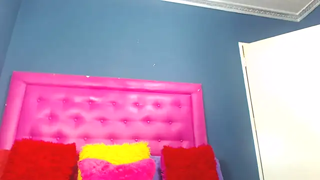 LoloQueen5 online show from 02-18-26, 11:11