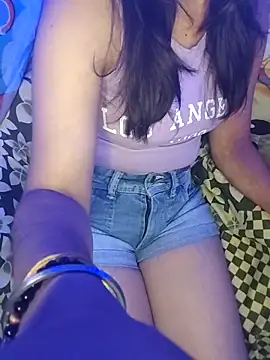 Snapshot of Laila_Pahadi chatting on 11-17-25, 05:52 Laila Pahadi online show from 11-17-25, 05:52