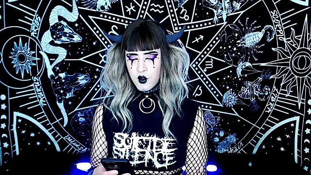 naomi satan online show from 11-14-25, 01:15