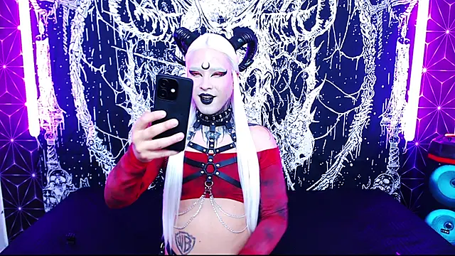 naomi satan online show from 04-29-26, 11:22