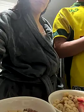 Snapshot of Samantha_2190 chatting on 10-31-25, 05:30 Samantha 2190 online show from 10-31-25, 05:30