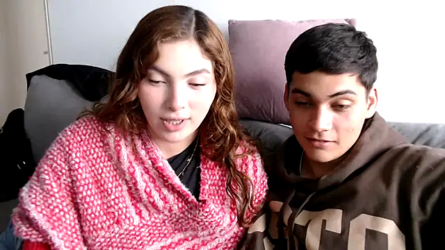 Snapshot of Samantha_2190 chatting on 11-15-25, 05:09 Samantha 2190 online show from 11-15-25, 05:09