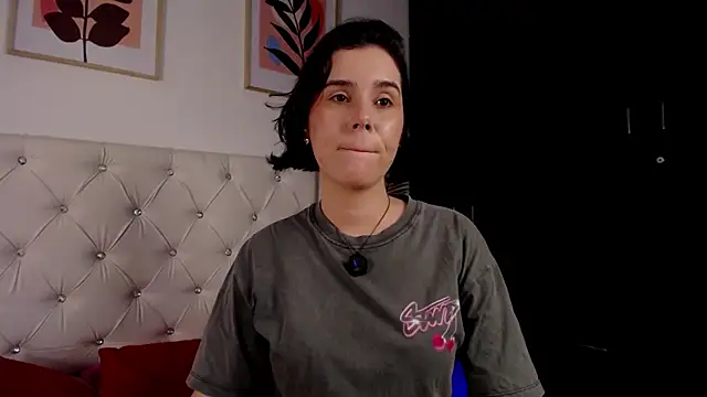 Snapshot of barbyehot chatting on 07-05-26, 01:12 barbyehot online show from 07-05-26, 01:12