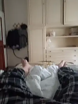 Empi19cm online show from 03-29-26, 06:13