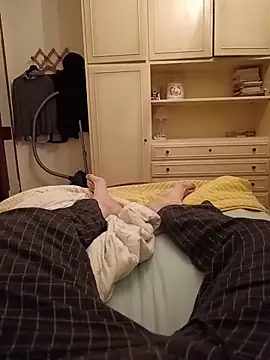 Empi19cm online show from 04-12-26, 01:54