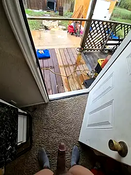 EsDezz88 online show from 12-17-25, 03:40