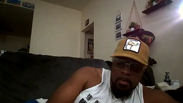 Str8ishVegasGuy online show from 10-17-25, 07:22