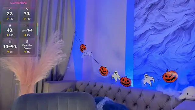 Aria Mila online show from 10-30-25, 11:33