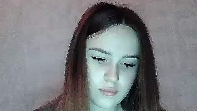 SweetLoraa online show from 04-17-26, 02:31