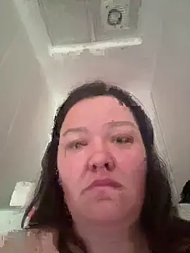 Snapshot of SunnyLeila2101 chatting on 06-29-26, 05:03 SunnyLeila2101 online show from 06-29-26, 05:03