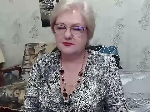 Snapshot of Renata62011 chatting on 06-16-26, 11:35 Renata62011 online show from 06-16-26, 11:35