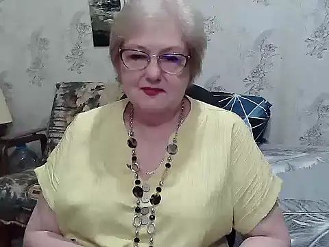 Snapshot of Renata62011 chatting on 06-18-26, 11:58 Renata62011 online show from 06-18-26, 11:58