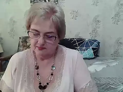 Snapshot of Renata62011 chatting on 06-19-26, 12:53 Renata62011 online show from 06-19-26, 12:53