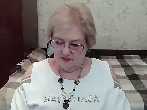 Snapshot of Renata62011 chatting on 07-05-26, 12:23 Renata62011 online show from 07-05-26, 12:23