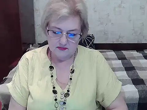 Snapshot of Renata62011 chatting on 07-08-26, 12:20 Renata62011 online show from 07-08-26, 12:20
