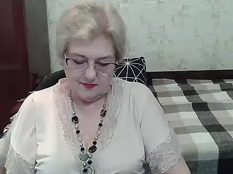 Snapshot of Renata62011 chatting on 07-09-26, 12:20 Renata62011 online show from 07-09-26, 12:20