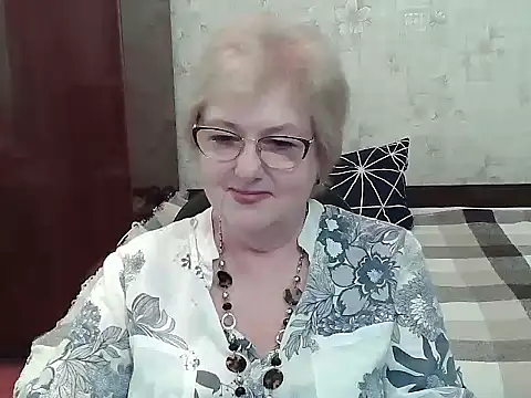 Snapshot of Renata62011 chatting on 07-11-26, 12:30 Renata62011 online show from 07-11-26, 12:30