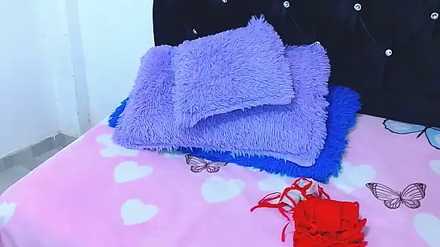 Gabi Jhons 23 online show from 11-08-25, 09:09