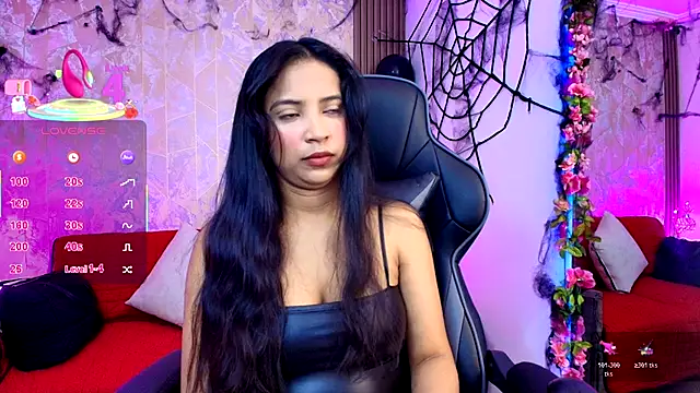 SophiaWalker 1 online show from 10-27-25, 11:58