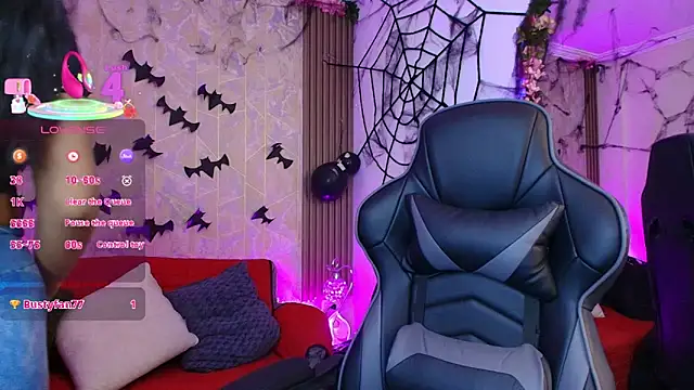 SophiaWalker 1 online show from 10-31-25, 11:55