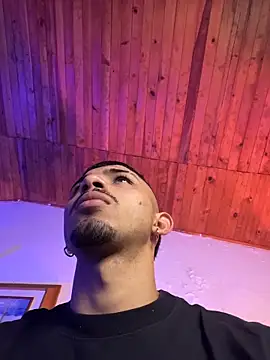 ArturoCardona  online show from 12-02-25, 01:17