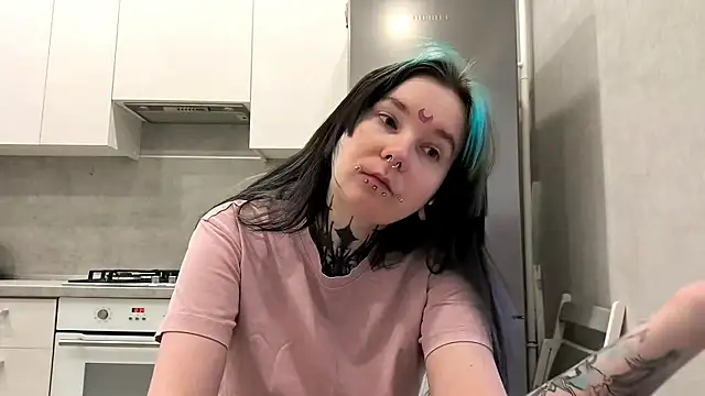 HighelikeGirl online show from 01-15-26, 07:24