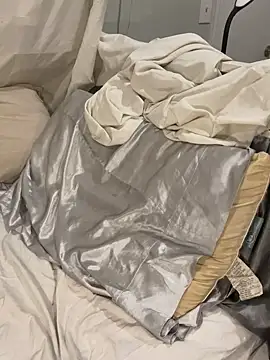 Lilamelon online show from 04-18-26, 09:15